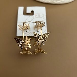 💖5 for $50💖Urban Outfitters Gold Large Butterfly Hoop Earrings 90s Y2K